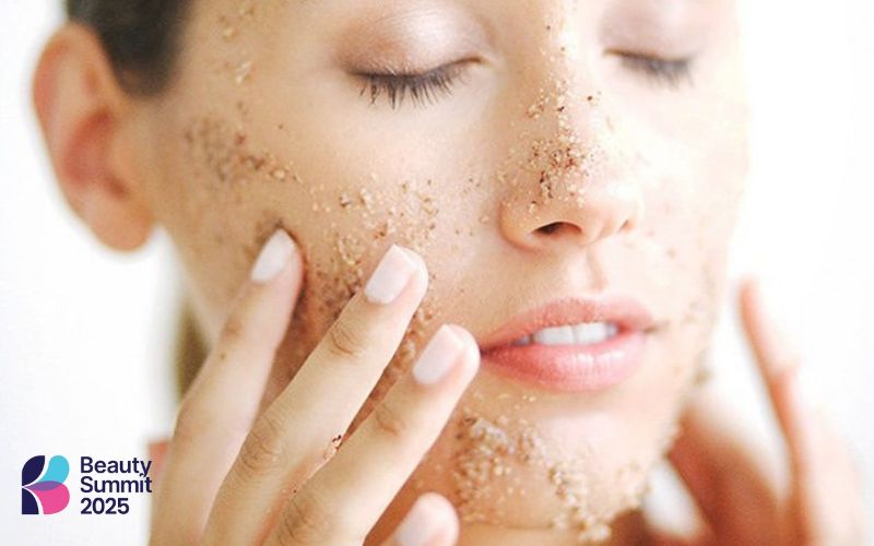 Tẩy tế bào chết là cách thải độc da mặt tại nhà đơn giản Tẩy tế bào chết là cách thải độc da mặt tại nhà đơn giản