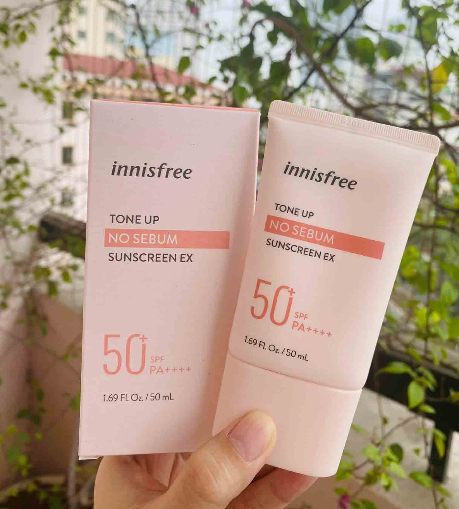 kem chong nang innisfree tone up