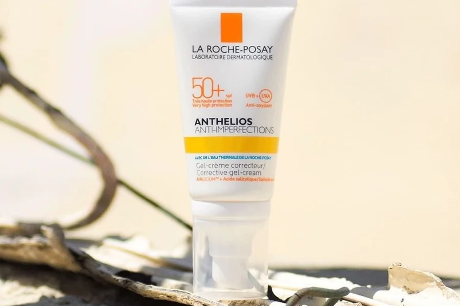 Kem Chống Nắng La Roche-Posay Anthelios Anti-Imperfection Kiểm So&aacute;t Dầu SPF50+