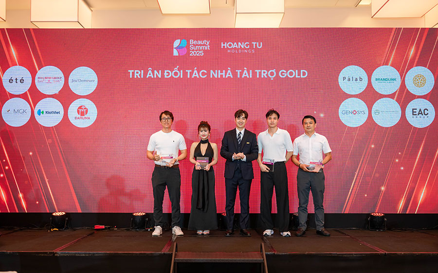 Đại diện các Đối tác nhà tài trợ Gold