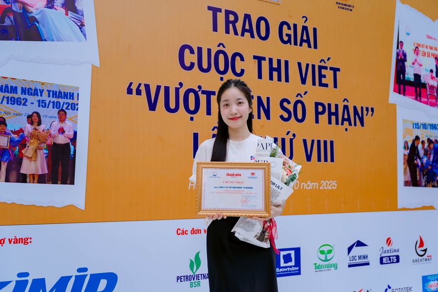 Chứng nhận chương trình vượt lên số phận 2025