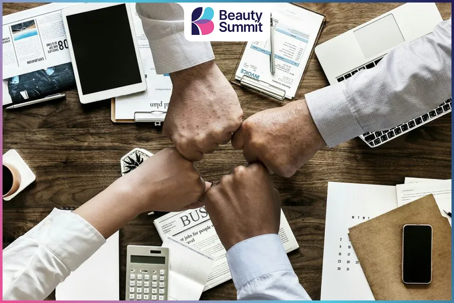 Core Team l&agrave; g&igrave;