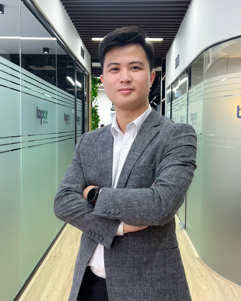 Mr. Trần Trung Hiếu