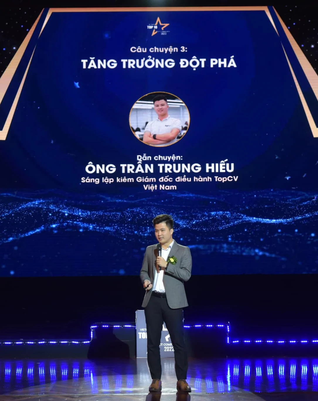 Trần Trung Hiếu - CEO TopCV