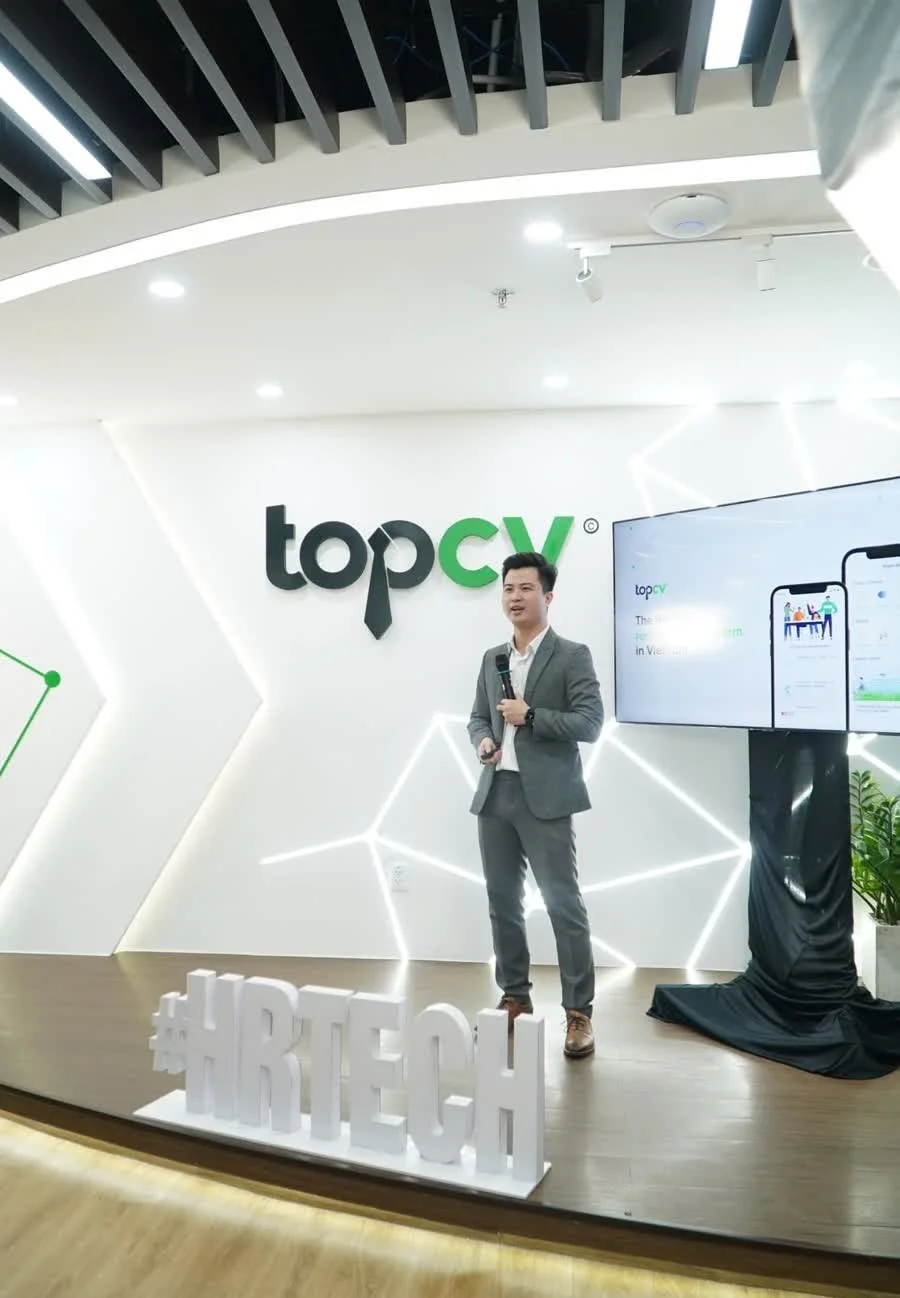 Trần Trung Hiếu - CEO TopCV