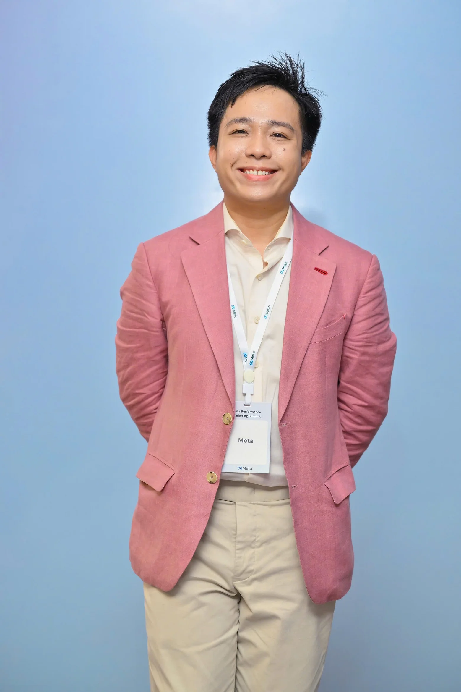 Mr. Hoàng Việt