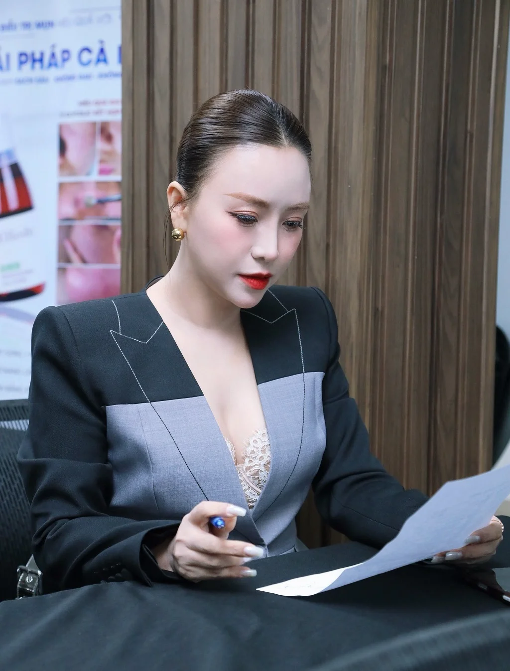 Ms. Trang Pandora