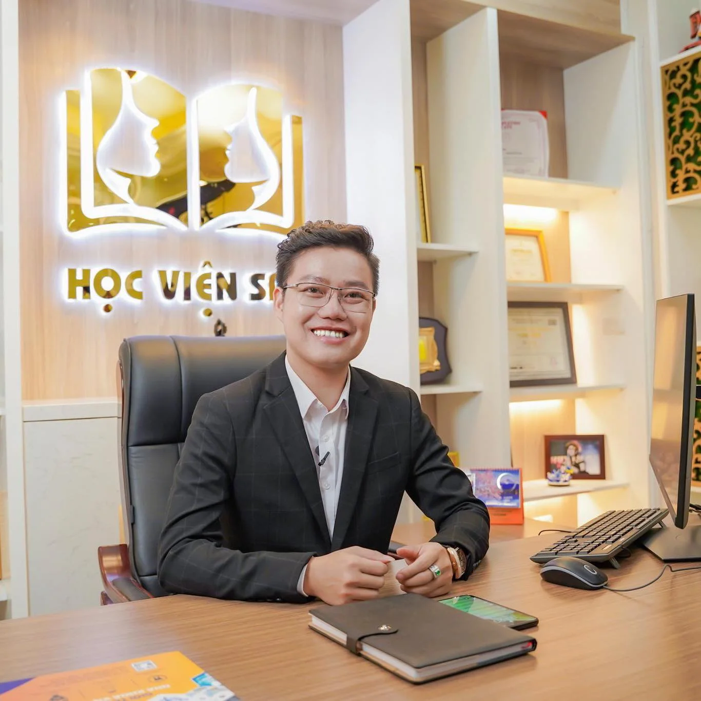 Mr. Nguyễn Anh Tuấn