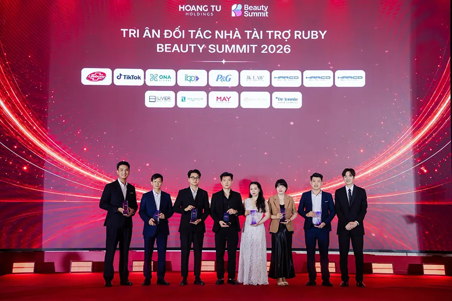 Tôn vinh các đối tác Ruby đồng hành cùng Beauty Summit 2026 5 733415107 824985950550637 3218155665534276841 n