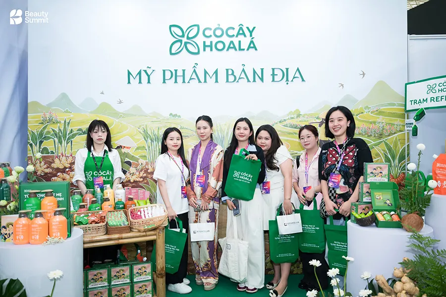 Tôn vinh các đối tác Ruby đồng hành cùng Beauty Summit 2026 7 735286938 1541483310804486 8841202217784257127 n