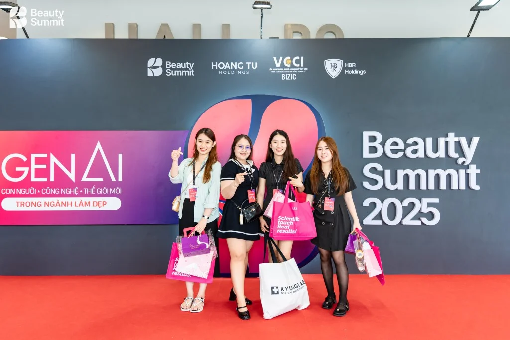 Check-in và khai mạc Beauty Summit 2025 — ảnh 17