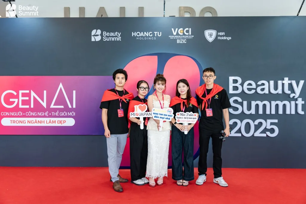 Check-in và khai mạc Beauty Summit 2025 — ảnh 21