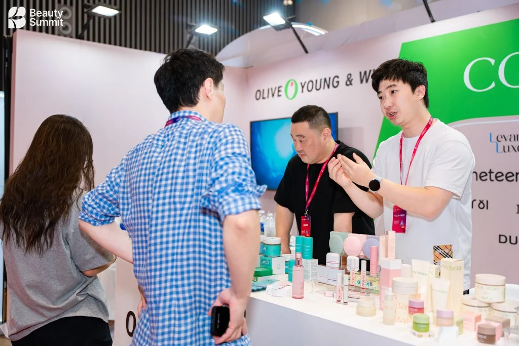 Không khí gian hàng tại Beauty Summit 2025 — ảnh 24