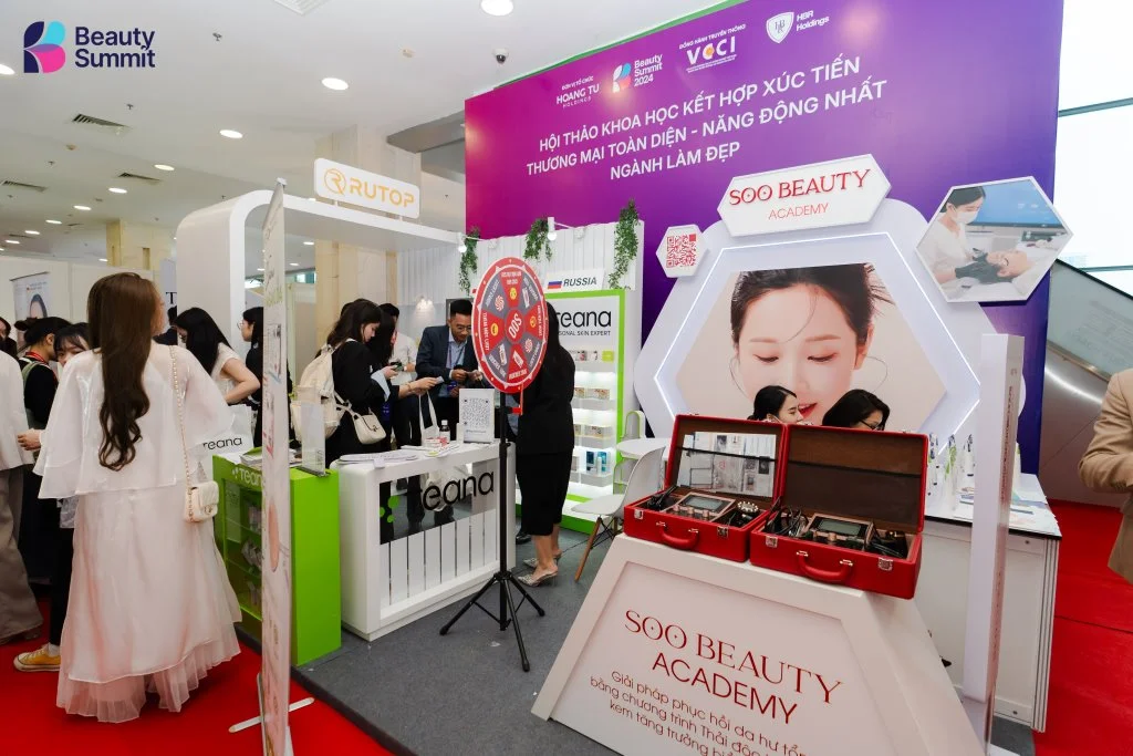 Không khí gian hàng tại Beauty Summit 2024 — ảnh 1