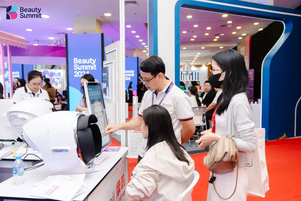 Không khí gian hàng tại Beauty Summit 2024 — ảnh 14