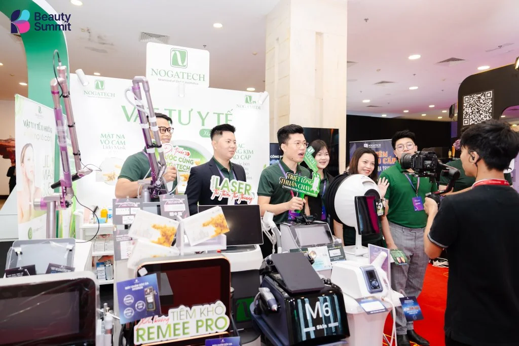 Không khí gian hàng tại Beauty Summit 2024 — ảnh 15