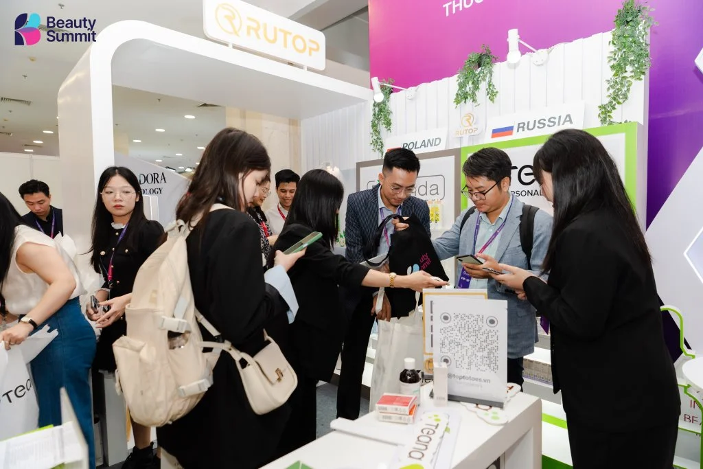 Không khí gian hàng tại Beauty Summit 2024 — ảnh 2