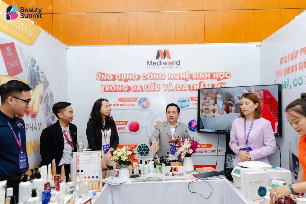 Không khí gian hàng tại Beauty Summit 2024 — ảnh 9