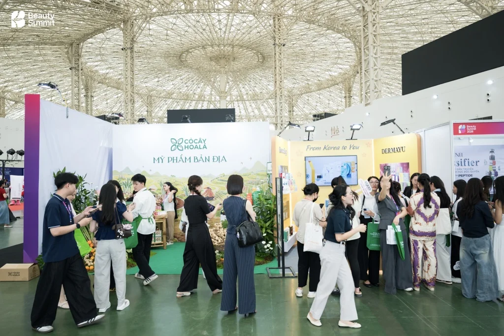 Không khí gian hàng tại Beauty Summit 2026 — ảnh 1