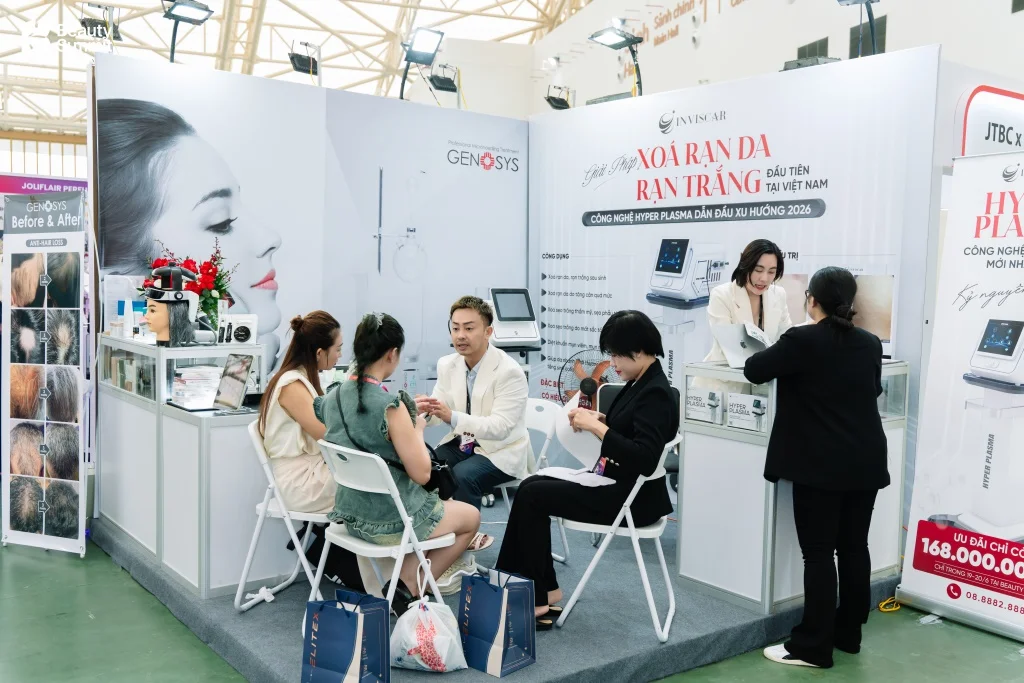 Không khí gian hàng tại Beauty Summit 2026 — ảnh 11
