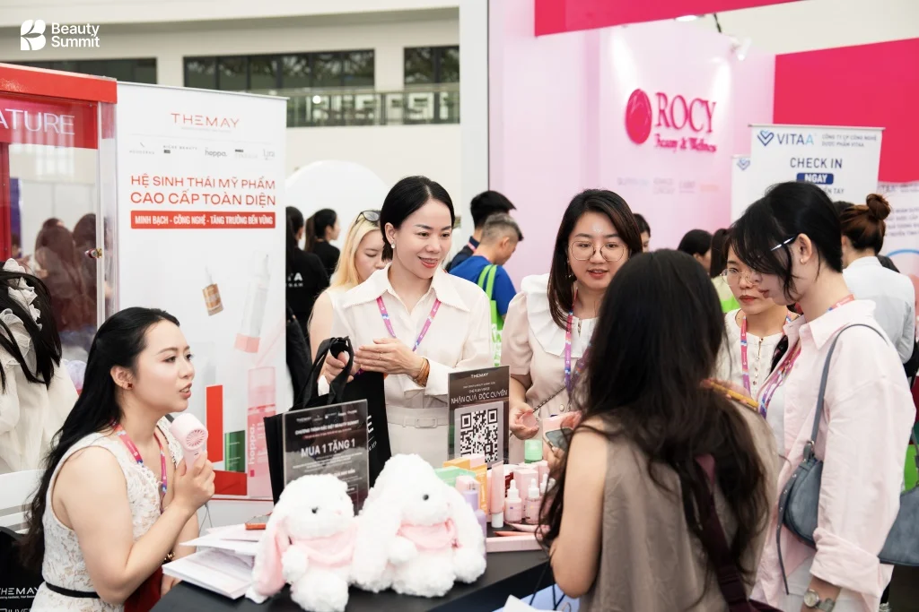 Không khí gian hàng tại Beauty Summit 2026 — ảnh 26
