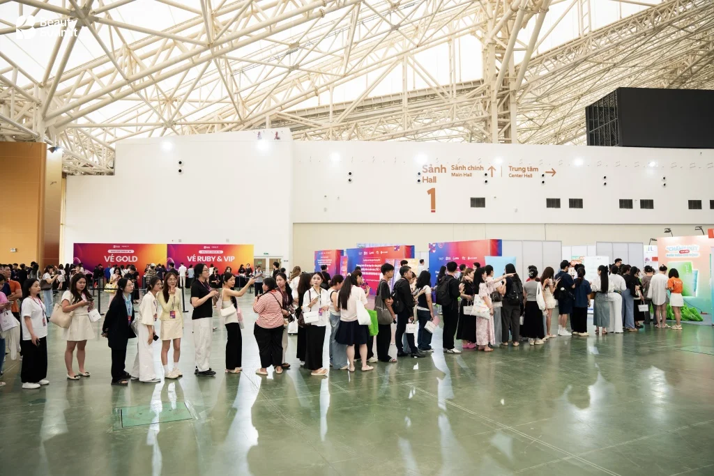 Không khí gian hàng tại Beauty Summit 2026 — ảnh 9