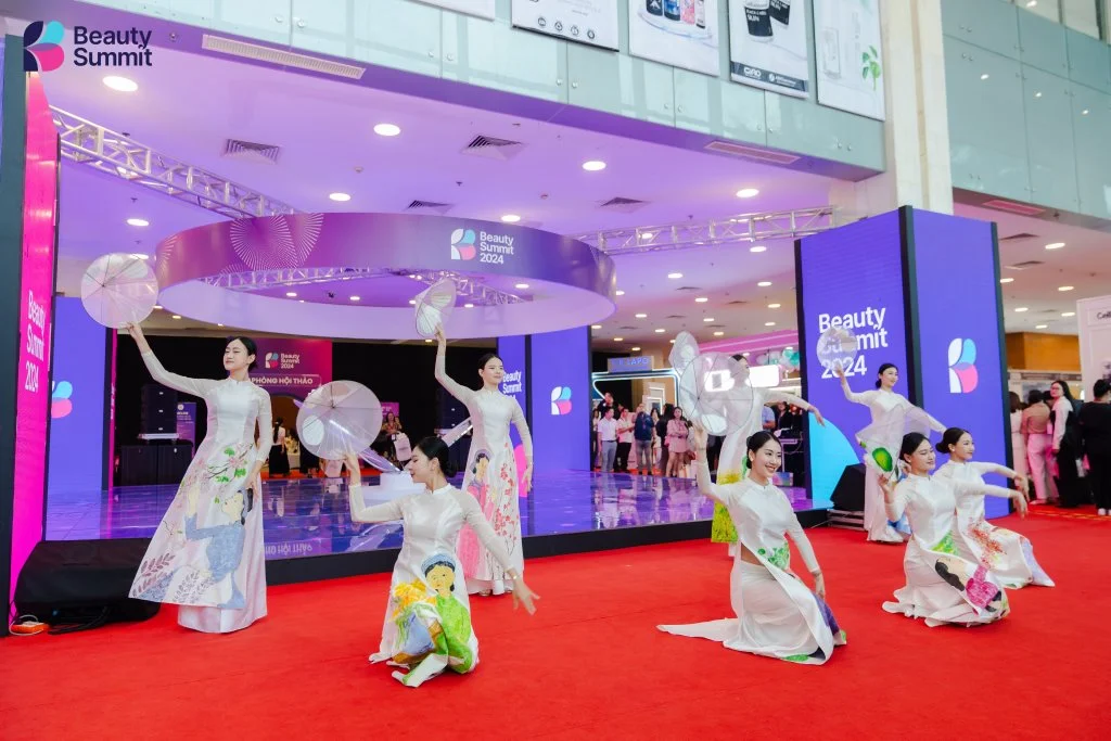 Check-in và khai mạc Beauty Summit 2024 — ảnh 1