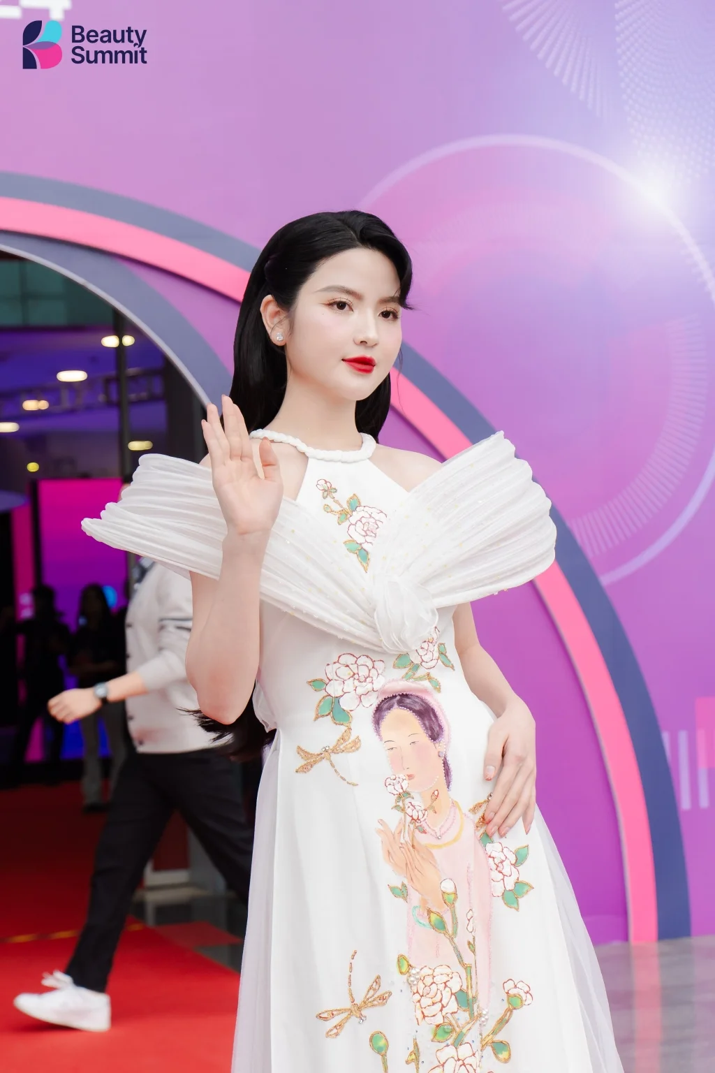 Nhóm KOL, KOC, Beauty Blogger 7 Khoảnh khắc thảm đỏ & sân khấu Beauty Summit - Hình 12
