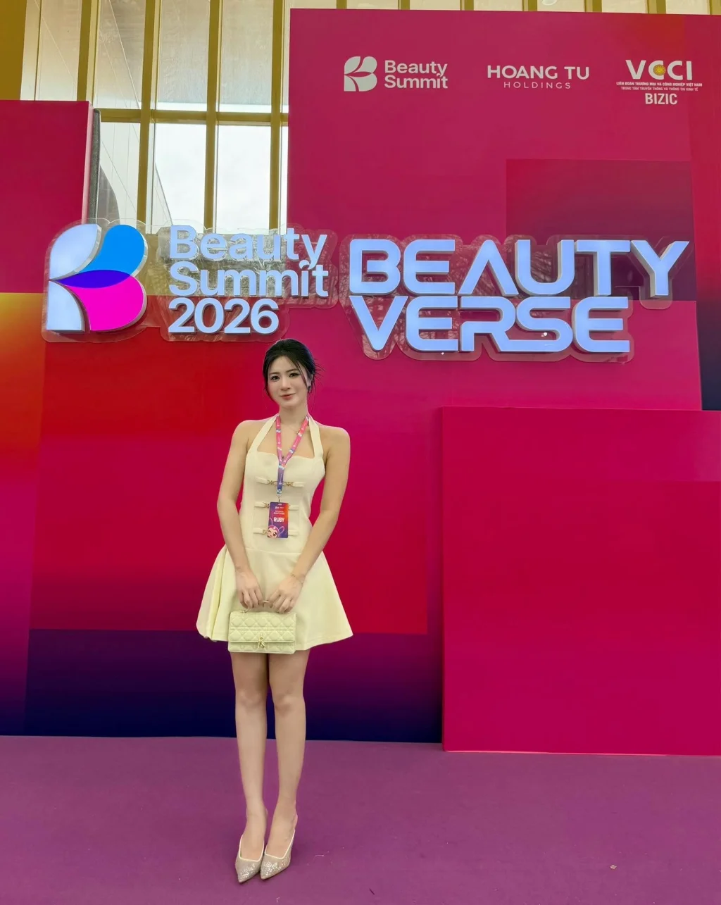 Nhóm KOL, KOC, Beauty Blogger 13 Khoảnh khắc thảm đỏ & sân khấu Beauty Summit - Hình 18