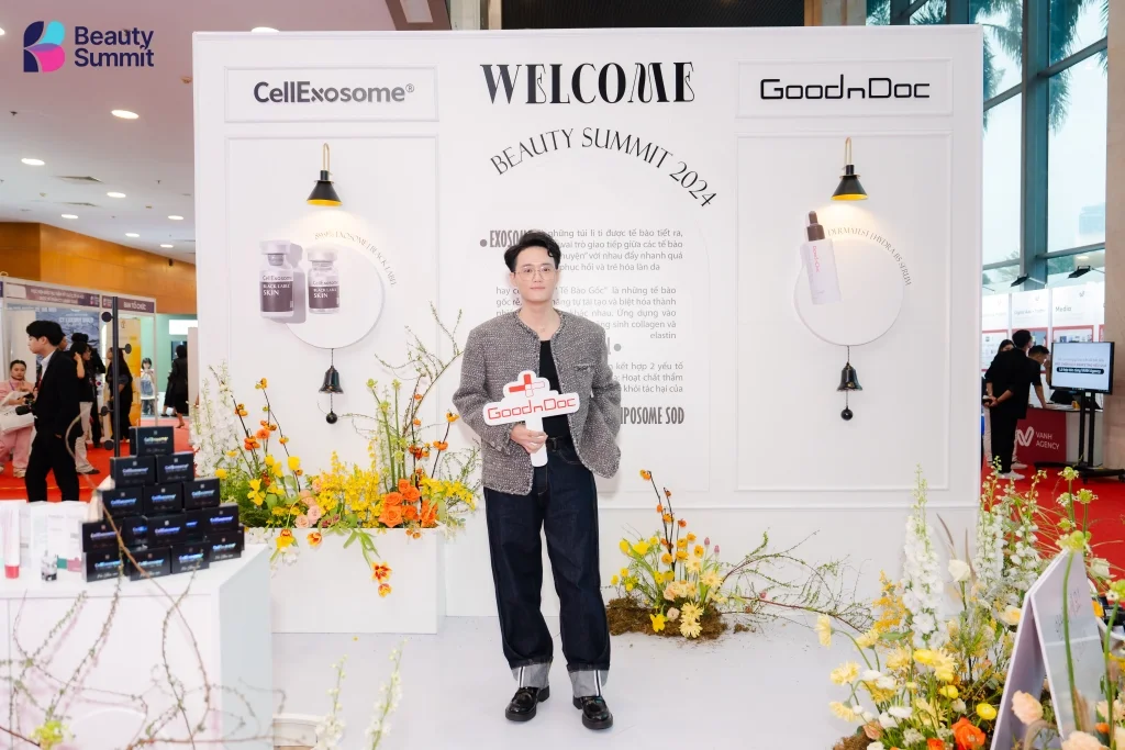 Nhóm KOL, KOC, Beauty Blogger 24 Khoảnh khắc thảm đỏ & sân khấu Beauty Summit - Hình 29