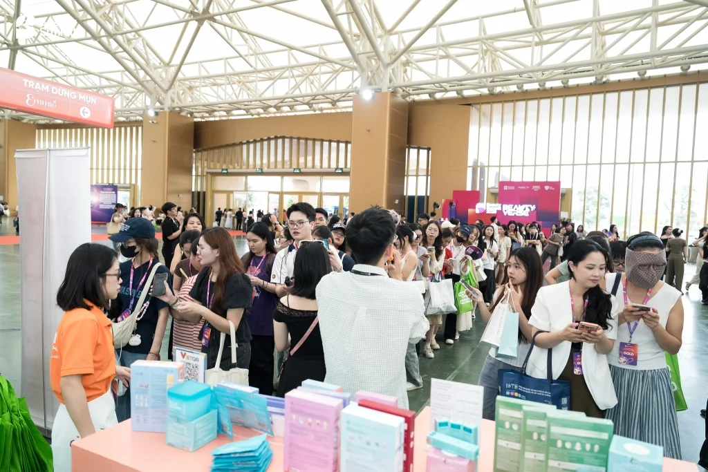 Nhóm thương hiệu, nhà sản xuất 16 Hình ảnh Beauty Summit 11