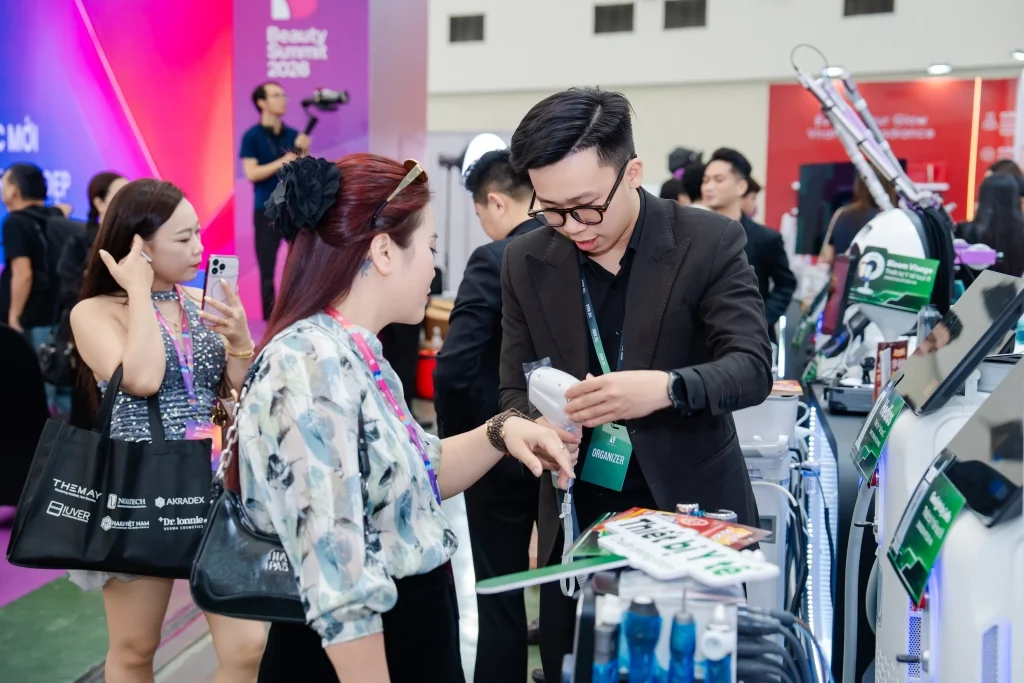 Nhóm thương hiệu, nhà sản xuất 17 Hình ảnh Beauty Summit 12