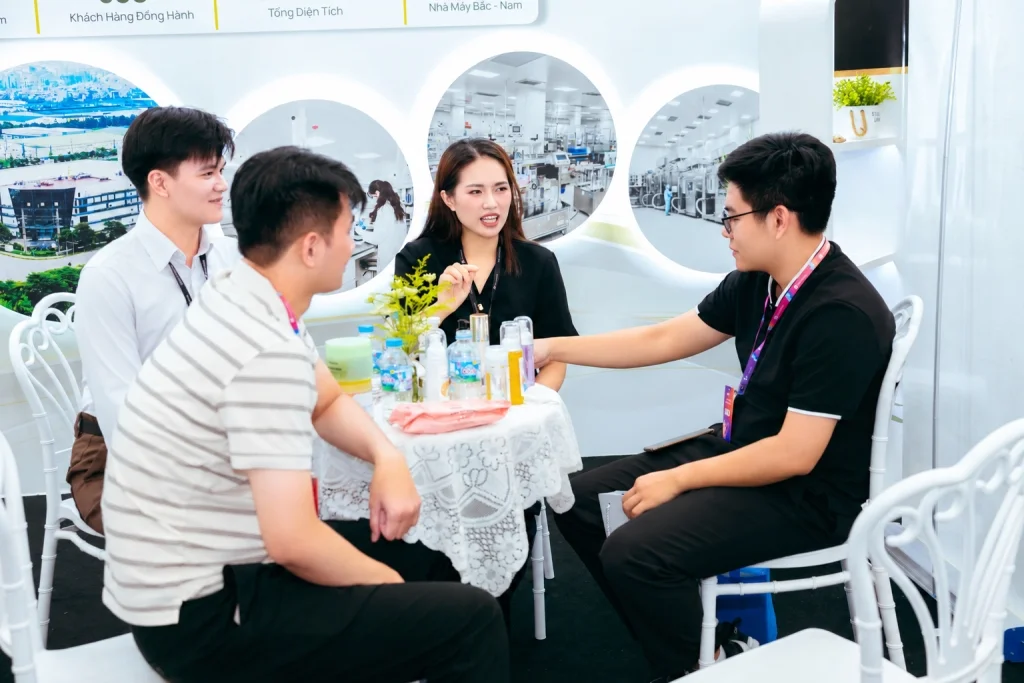 Nhóm thương hiệu, nhà sản xuất 22 Hình ảnh Beauty Summit 17