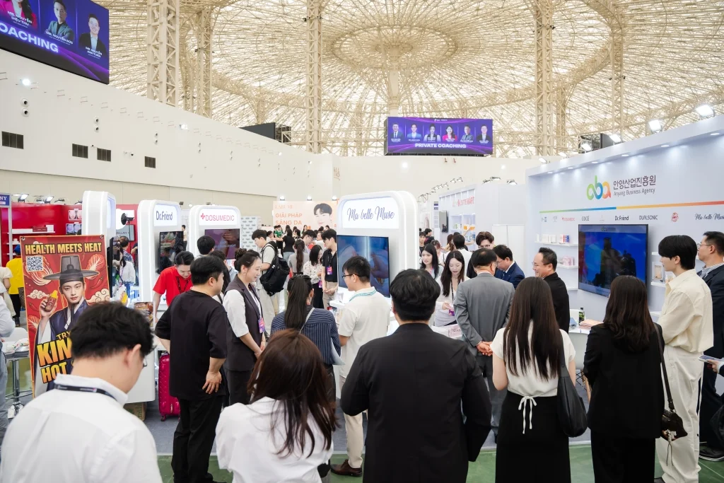 Nhóm thương hiệu, nhà sản xuất 25 Hình ảnh Beauty Summit 20