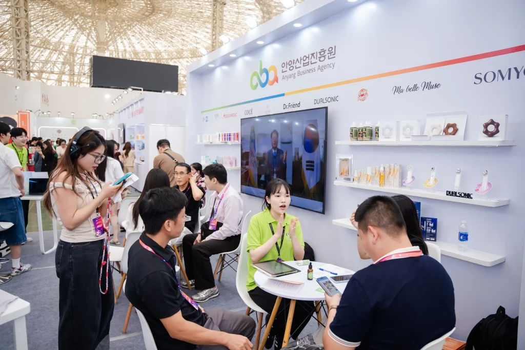 Nhóm thương hiệu, nhà sản xuất 32 Hình ảnh Beauty Summit 27