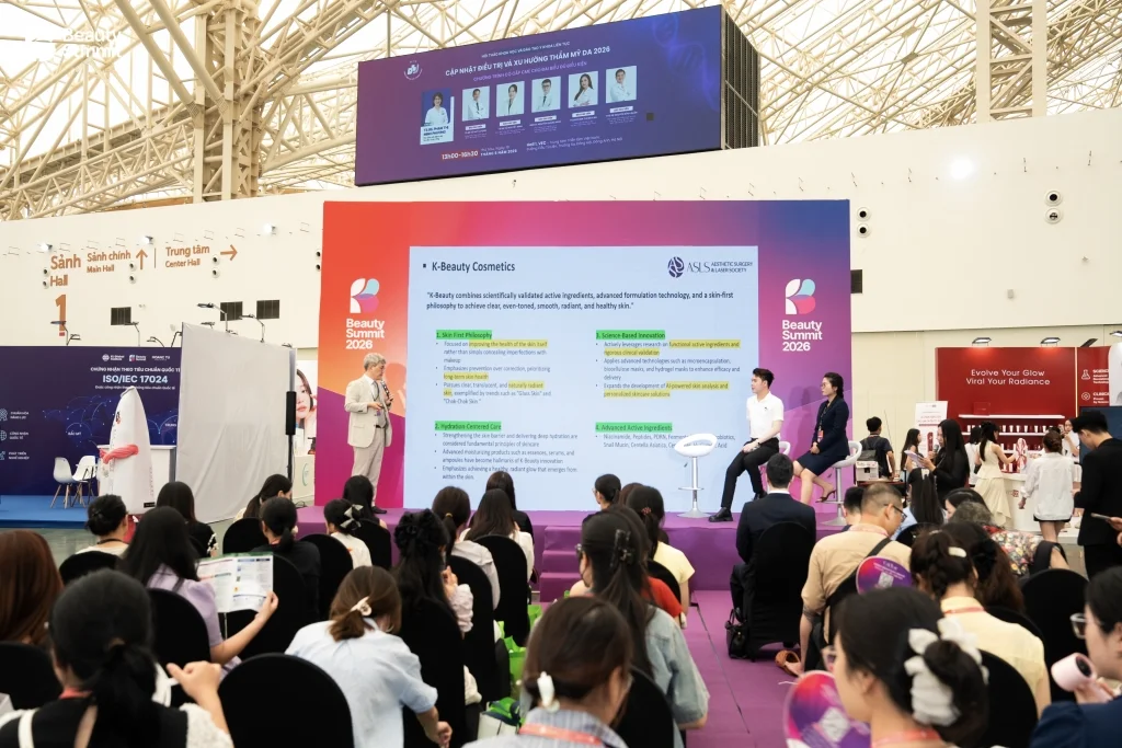 Trình diễn công nghệ tại Talk Zone 360°