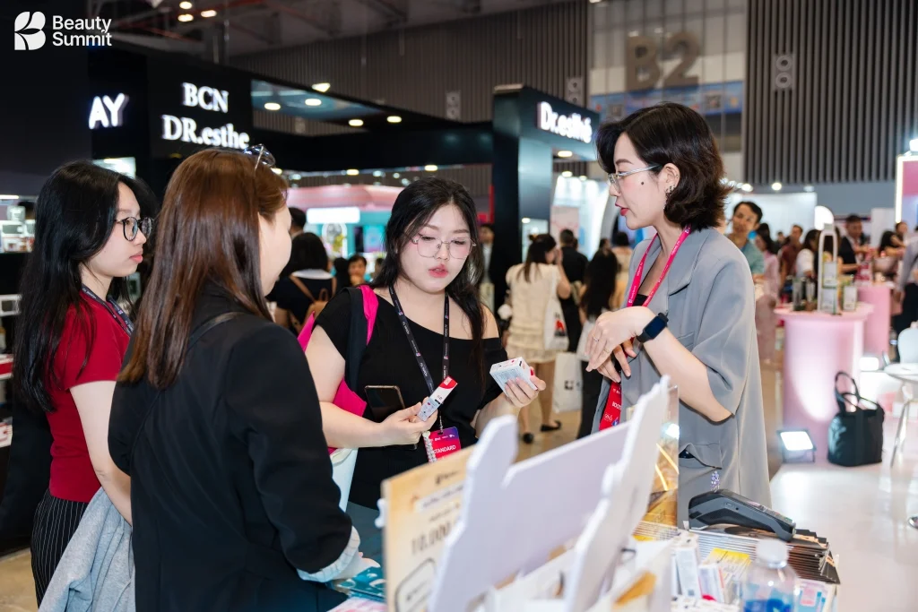 Nhóm người yêu thích làm đẹp 18 Khoảnh khắc lễ hội làm đẹp Beauty Summit - Hình 16