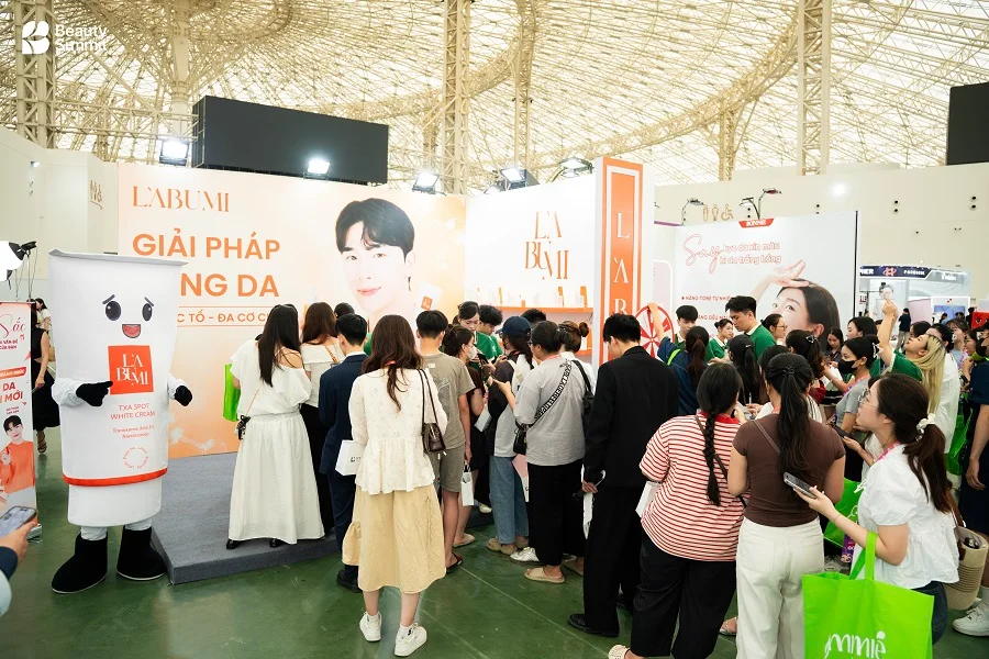 Kinh doanh gì năm 2027? 13 Ý tưởng theo Vốn & Xu hướng 14 kinh doanh gì năm 2027 - Mỹ phẩm ngách (xây nhãn riêng, Local Brand)